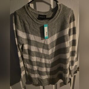 NWT Fortune+Ivy Gray and White Striped Women's Sweater
